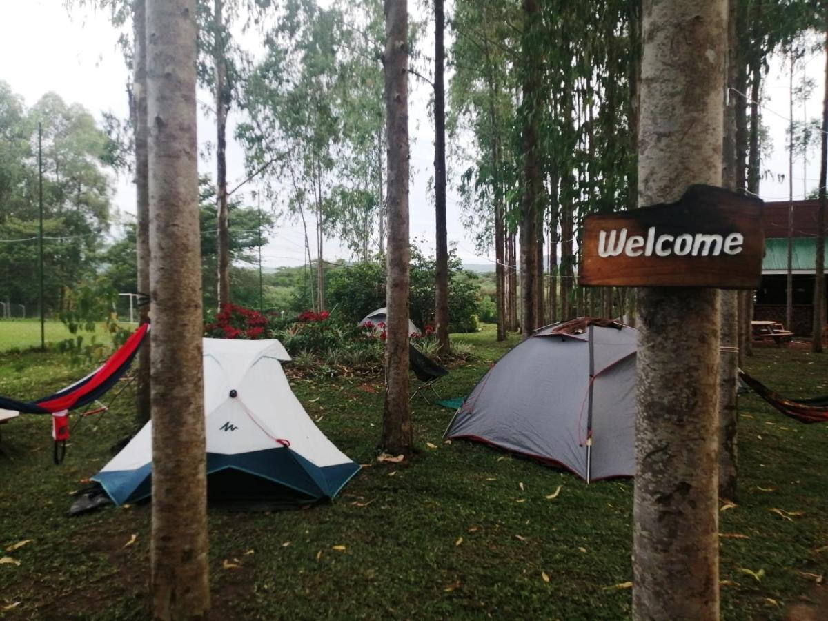 Murchison Backpackers Masindi Екстериор снимка