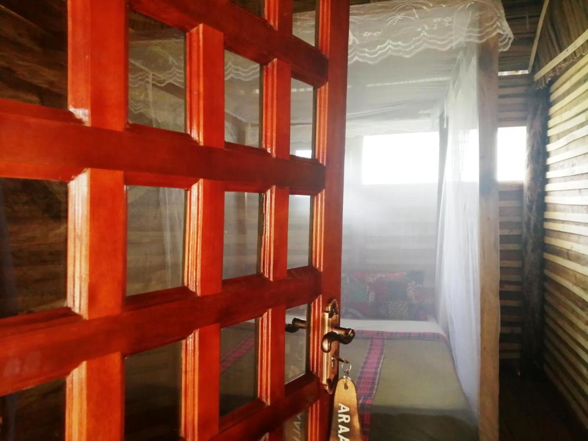 Murchison Backpackers Masindi Екстериор снимка